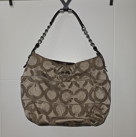 Coach Bucket Bag Purse  need cleaning - Picture 1 of 11